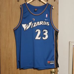 Nike x NBA
Washington Wizards Swingman Jersey
#23